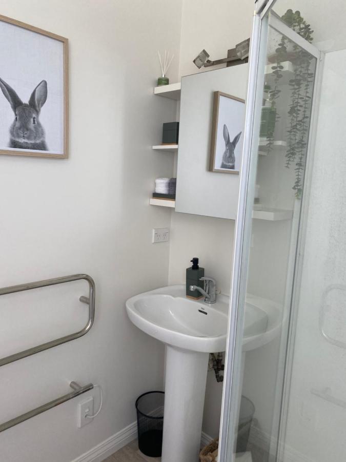 Glenie Cottage Bnb Guesthouse Тімару Екстер'єр фото