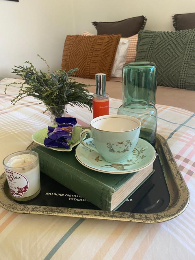 Glenie Cottage Bnb Guesthouse Тімару Екстер'єр фото